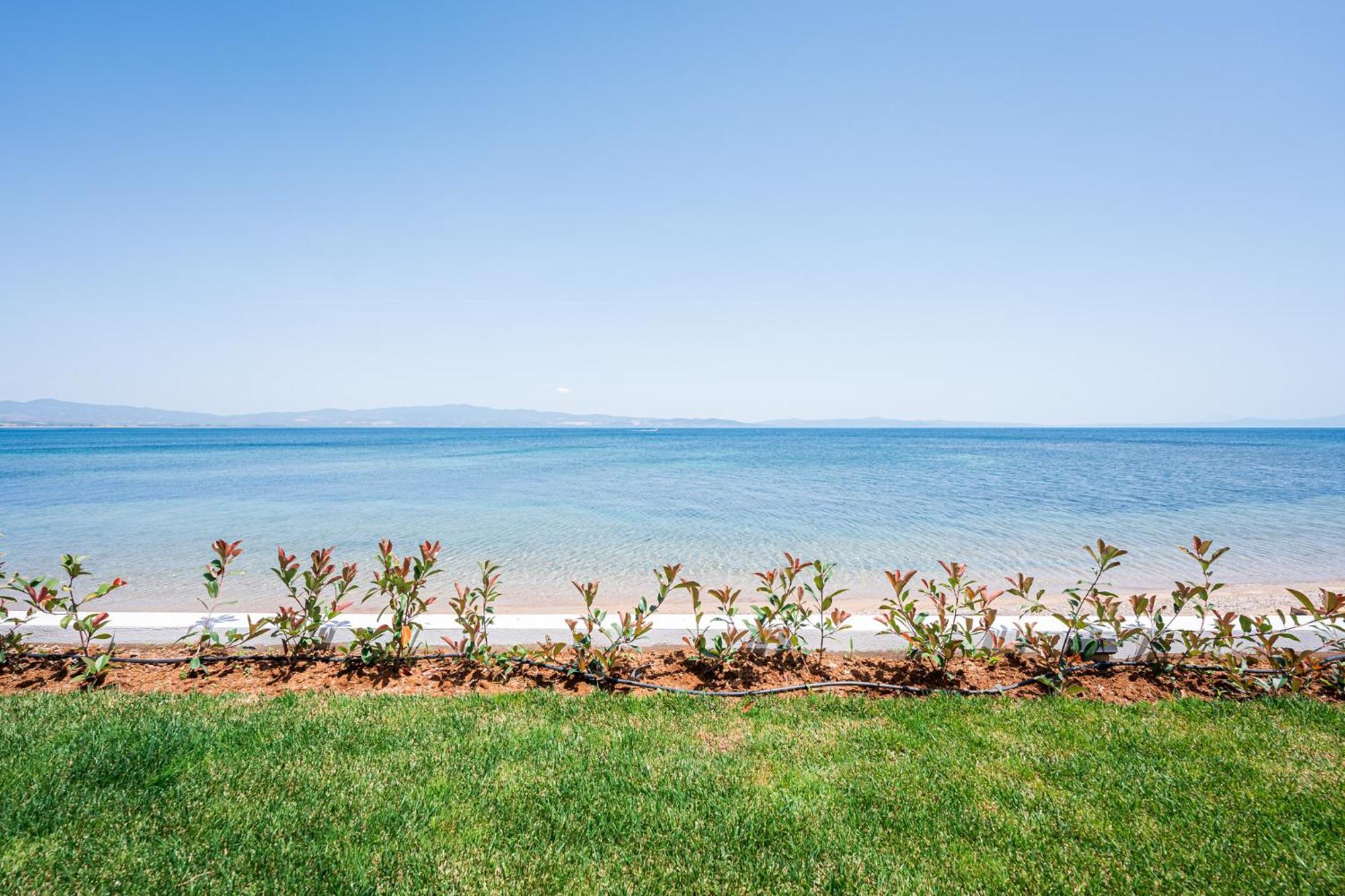 Azzurro E Verde By Rentalspro - Nea Potidaia Halkidiki Nea Poteidaia Exteriör bild
